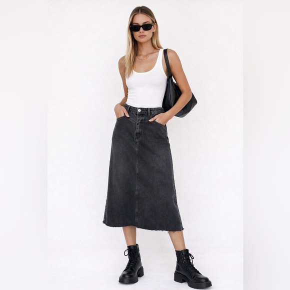 We The Free Dresses & Skirts - Free People WE THE FREE Black Denim Midi Skirt 8 Raw Hem Y2K Minimalist Grunge‎